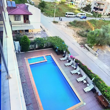 White Gold Ananas Apartment Alanya
